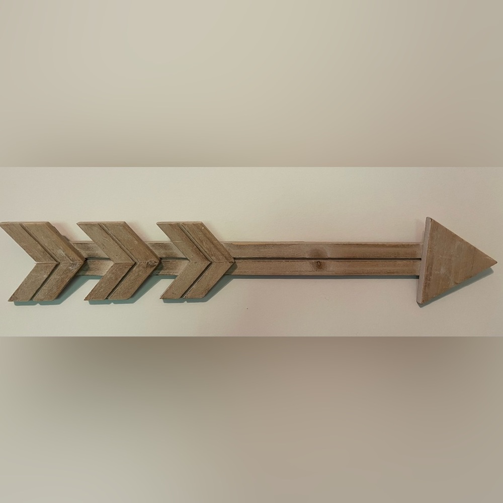 Hobby lobby arrow sign
